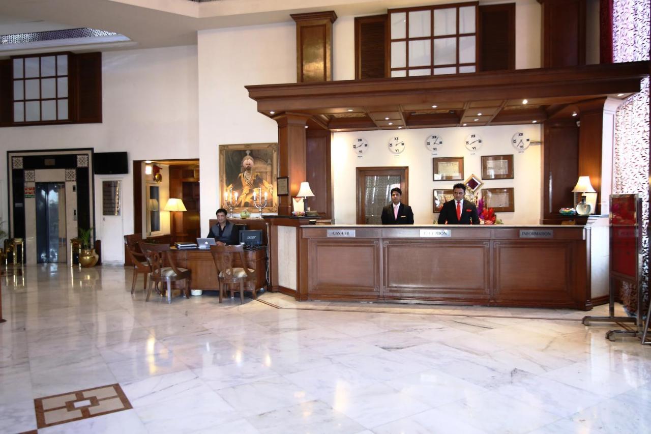 Hotel President Dźalandhar Zewnętrze zdjęcie
