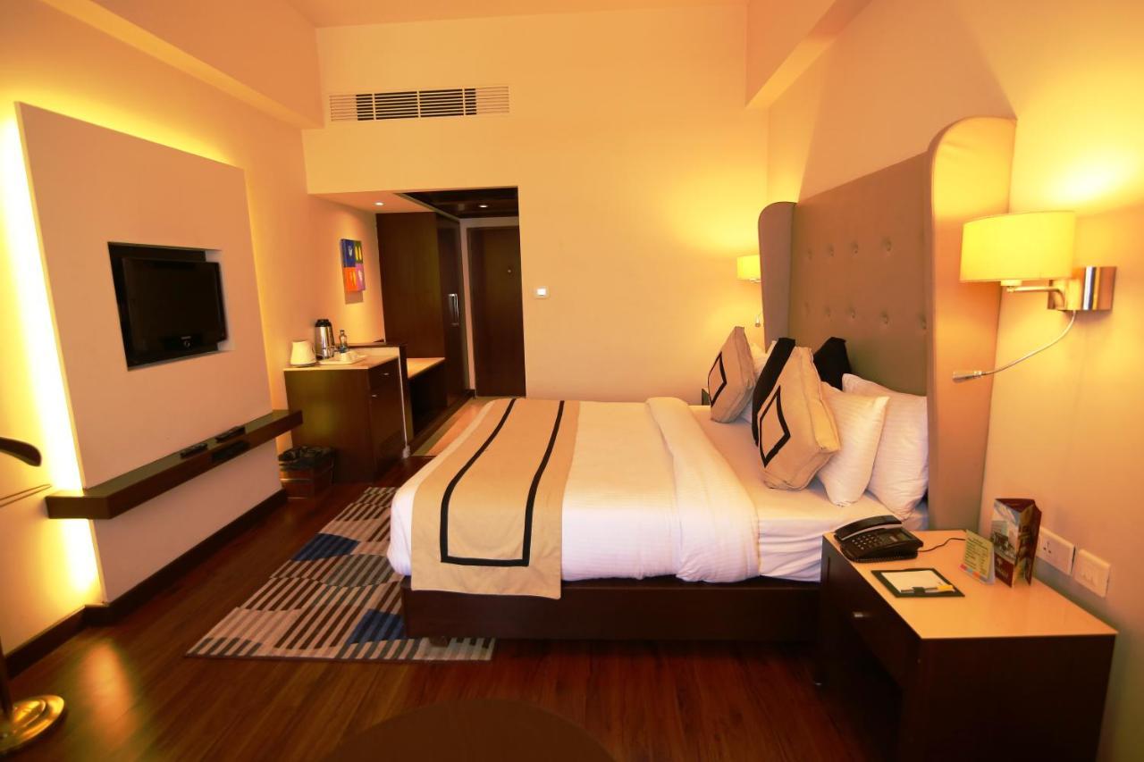 Hotel President Dźalandhar Zewnętrze zdjęcie