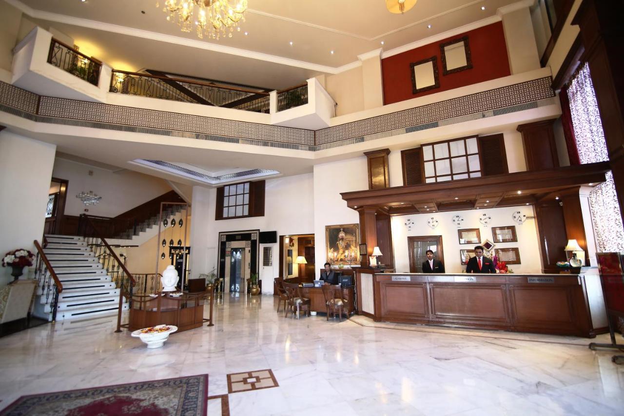 Hotel President Dźalandhar Zewnętrze zdjęcie